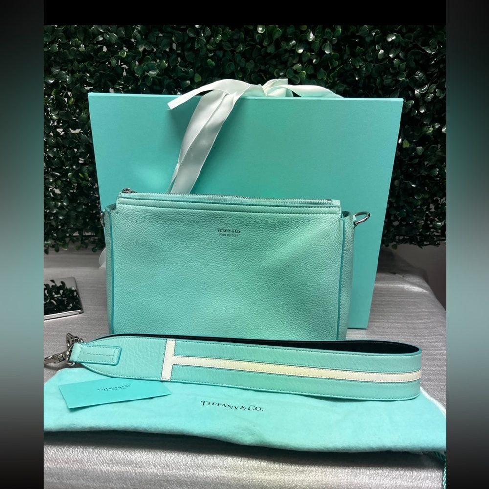 Tiffany & Co. Calf Leather Shoulder Blue Shoulder Bag RETIRED